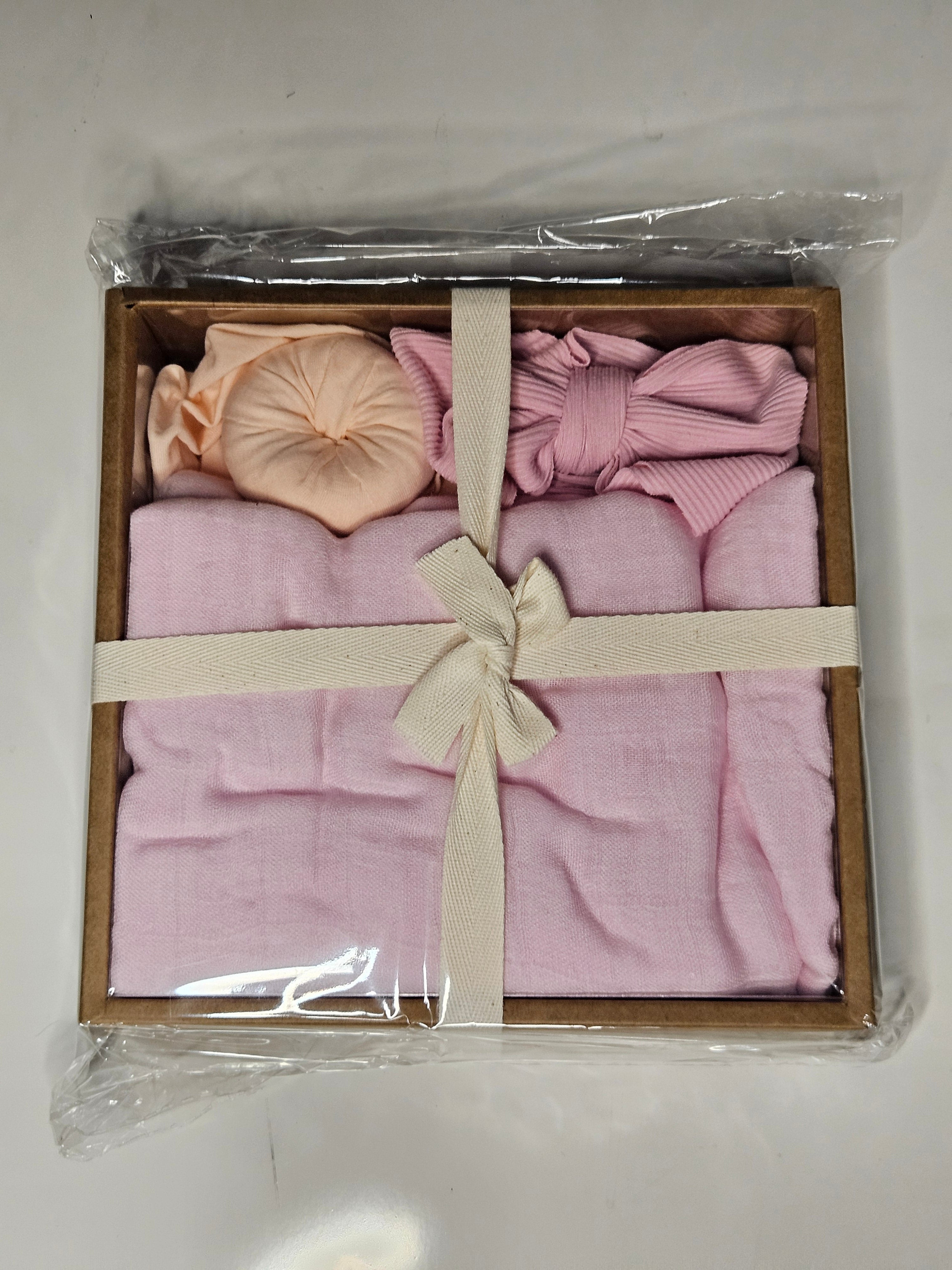 Newborn Gift Box — 3-Piece Set |