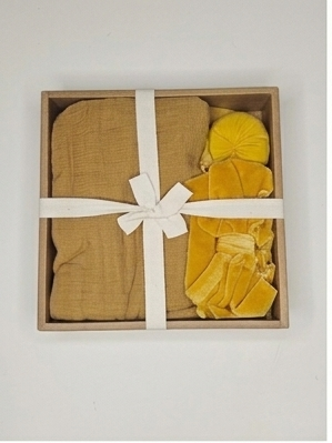 Newborn Gift Box — 3-Piece Set |