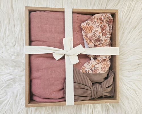 Newborn Gift Box — 3-Piece Set |